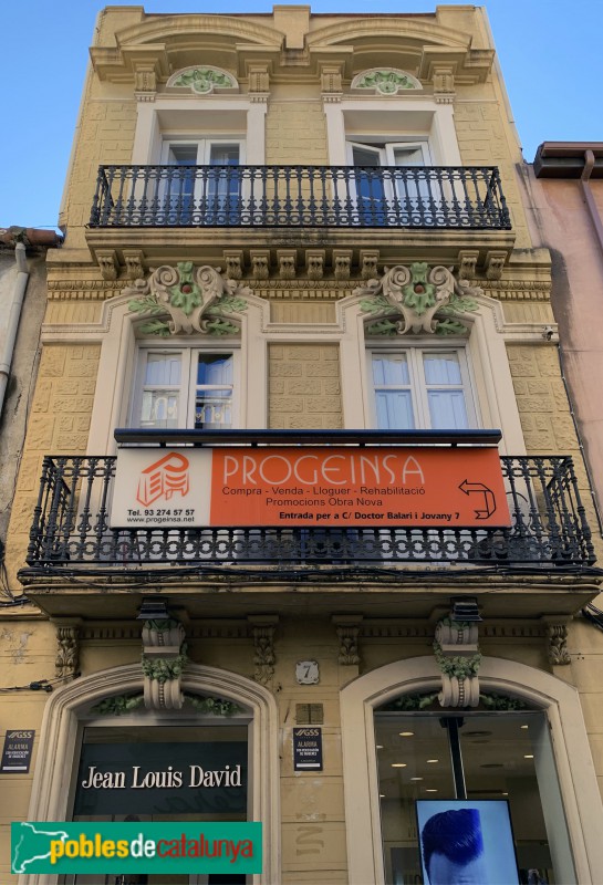 Barcelona - Carrer Ajuntament 7, Sant Andreu (Foto: Albert Esteves, 2019) Barcelona - Carrer Ajuntament 7, Sant Andreu