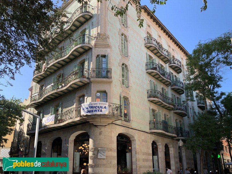 Barcelona - Casa Vidal (Gran de Sant Andreu, 255) (Foto: Albert Esteves, 2019) Barcelona - Casa Vidal (Gran de Sant Andreu, 255)