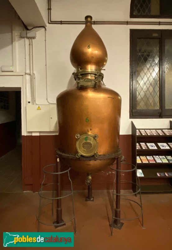 Arenys de Mar - Fàbrica Calisay (Foto: Albert Esteves, 2019) Arenys de Mar - Fàbrica Calisay