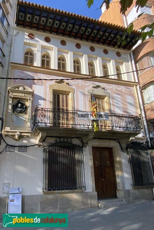 Arenys de Mar - Can Montal de la Dreta (Foto: Albert Esteves, 2019) Arenys de Mar - Can Montal de la Dreta