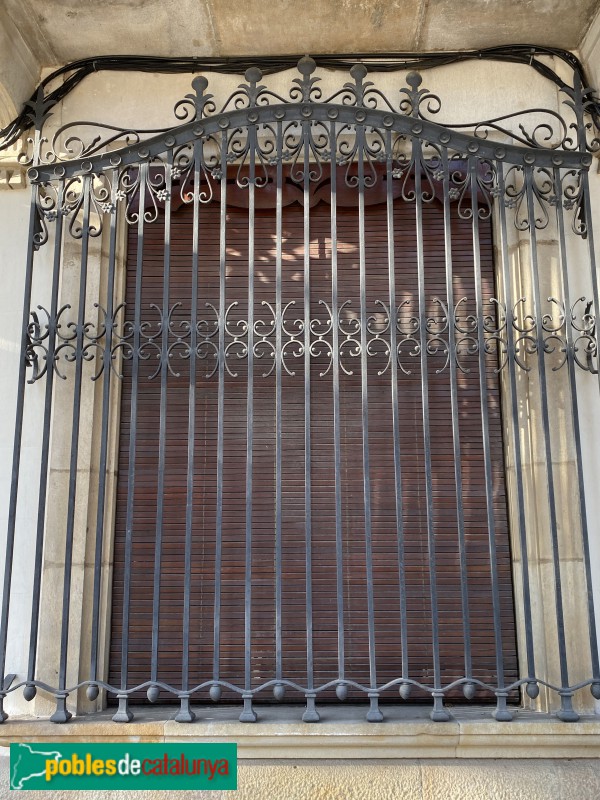 Arenys de Mar - Can Montal de la Dreta (Foto: Albert Esteves, 2019) Arenys de Mar - Can Montal de la Dreta