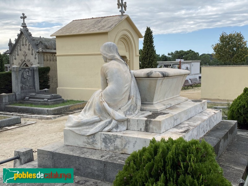Arenys de Mar - Cementiri. Sepulcre Masseguer (Foto: Albert Esteves, 2019) Arenys de Mar - Cementiri. Sepulcre Masseguer