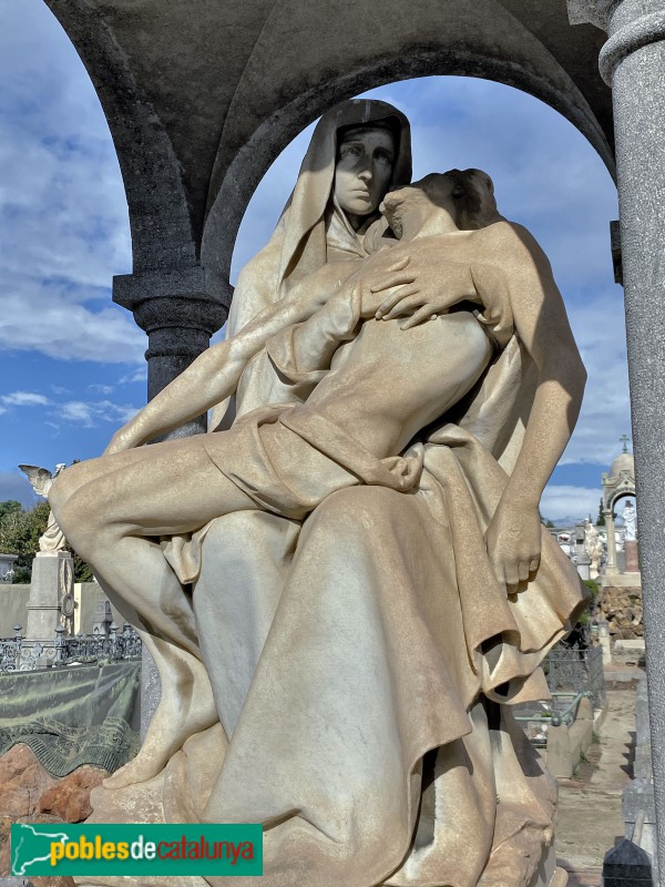 Arenys de Mar - Cementiri. Sepulcre Solà-Vinardell (Foto: Albert Esteves, 2019) Arenys de Mar - Cementiri. Sepulcre Solà-Vinardell