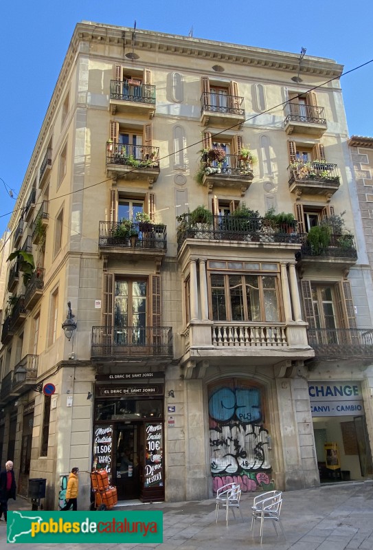 Barcelona - Plaça Sant Josep Oriol, 3 (Foto: Albert Esteves, 2019) Barcelona - Plaça Sant Josep Oriol, 3