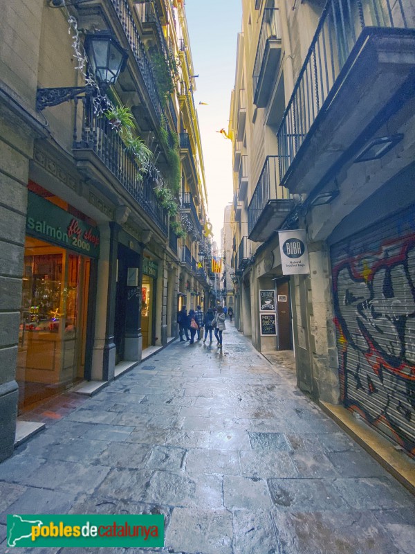 Barcelona - Carrer Petritxol (Foto: Albert Esteves, 2019) Barcelona - Carrer Petritxol