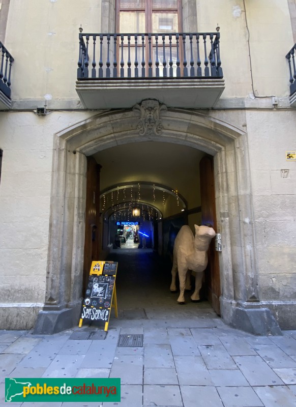 Barcelona - Portaferrissa, 17 (Foto: Albert Esteves, 2019) Barcelona - Portaferrissa, 17