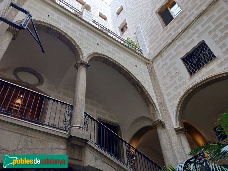 Barcelona - Casa del Comte de Fonollar o Palau Palmerola (Portaferrissa, 7) (Foto: Anna Corcoll, 2019) Barcelona - Casa del Comte de Fonollar o Palau Palmerola (Portaferrissa, 7)
