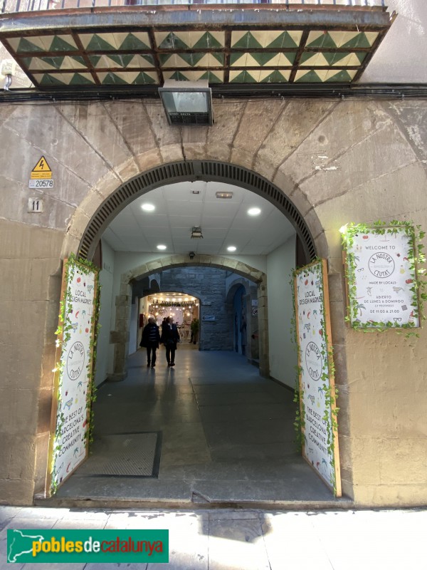 Barcelona - Pi, 11 (Foto: Albert Esteves, 2019) Barcelona - Pi, 11