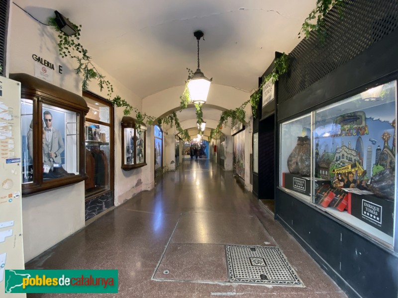 Barcelona - Carrer del Pi, 1 (Foto: Albert Esteves, 2019) Barcelona - Carrer del Pi, 1