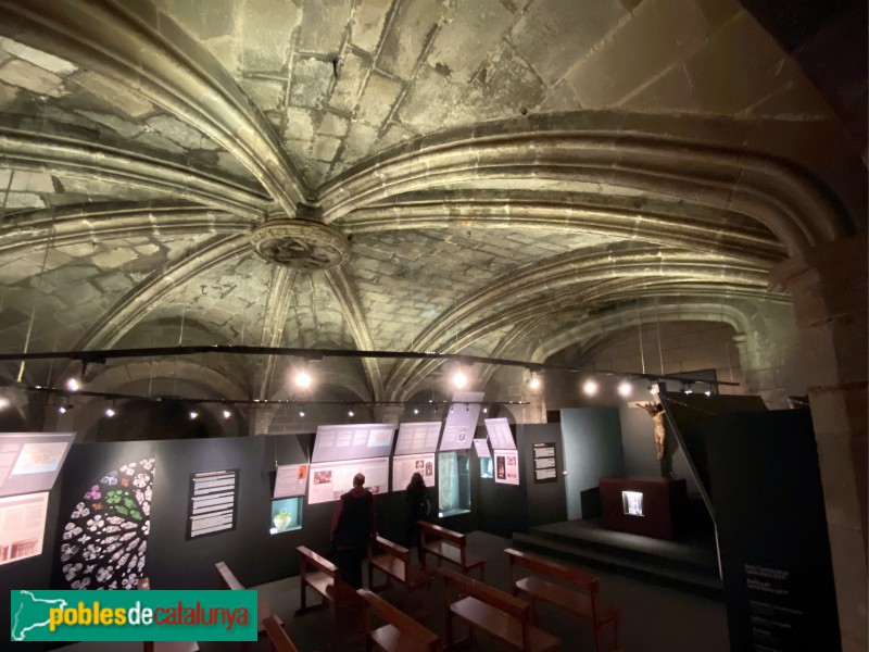 Barcelona - Església del Pi. Cripta (Foto: Albert Esteves, 2019) Barcelona - Església del Pi. Cripta