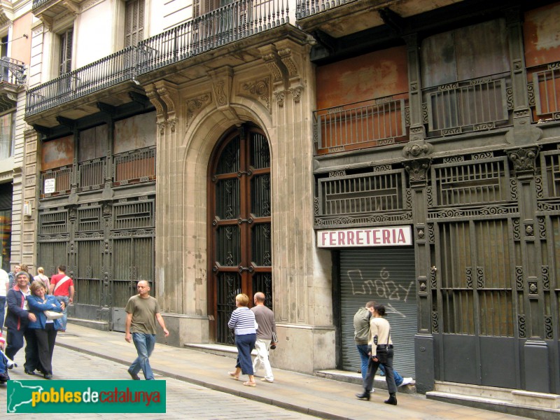 Barcelona - Ferran, 34 (Foto: Albert Esteves, 2007) Barcelona - Ferran, 34