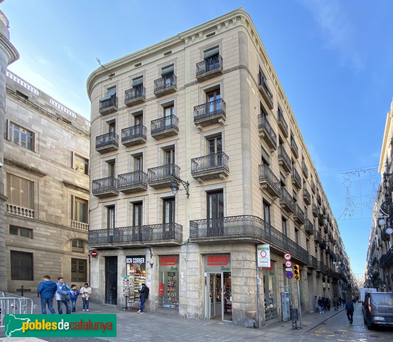 Barcelona - Ferran, 44-46 (Foto: Albert Esteves, 2019) Barcelona - Ferran, 44-46