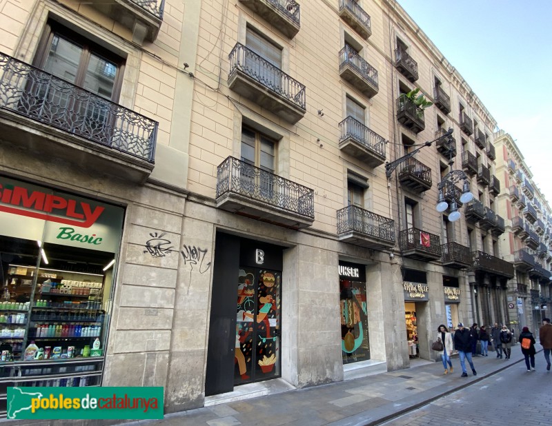 Barcelona - Ferran, 44-46 (Foto: Albert Esteves, 2019) Barcelona - Ferran, 44-46