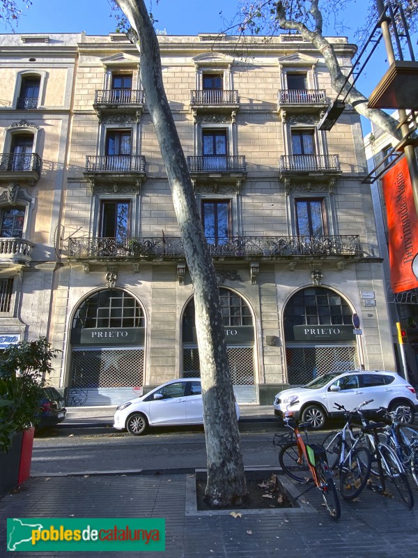 Barcelona - Rambla, 39 (Foto: Albert Esteves, 2019) Barcelona - Rambla, 39