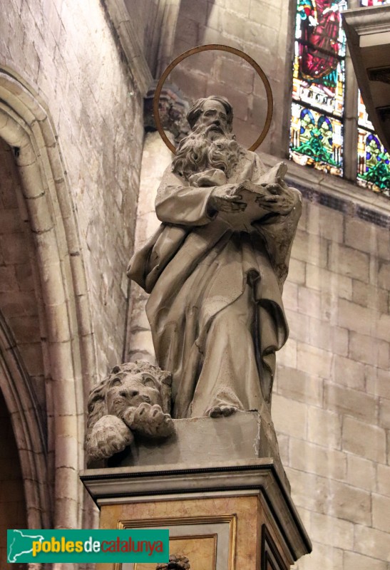 Barcelona - Església dels Sants Just i Pastor, escultura del presbiteri (Foto: Albert Esteves, 2019) Barcelona - Església dels Sants Just i Pastor, escultura del presbiteri