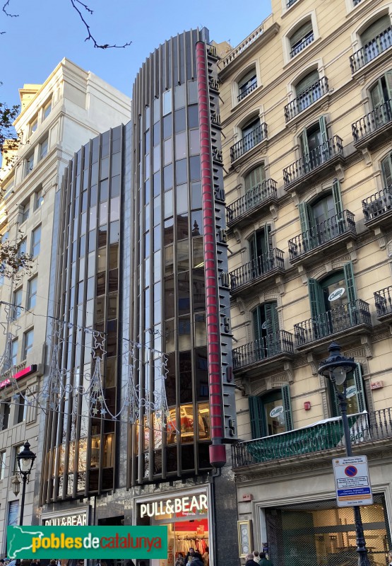 Barcelona - Termòmetre de Can Cottet (Foto: Albert Esteves, 2020) Barcelona - Termòmetre de Can Cottet