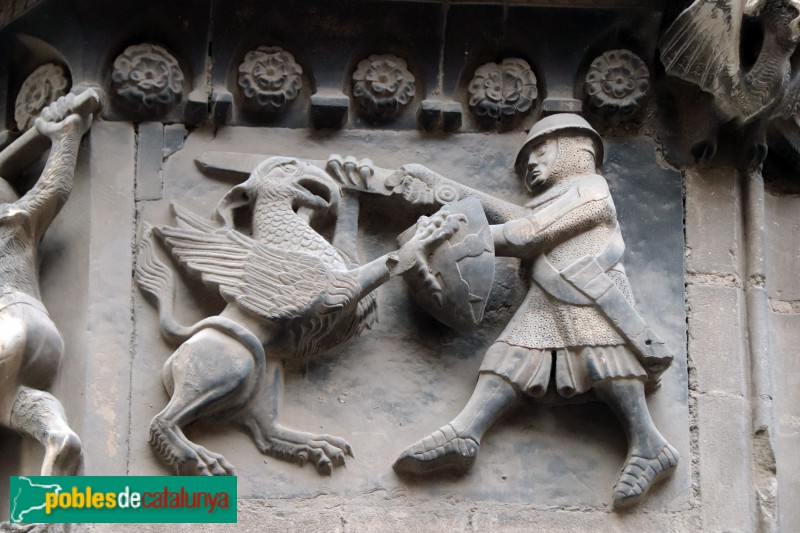Barcelona - Catedral. Portal de Sant Iu (Foto: Albert Esteves, 2020) Barcelona - Catedral. Portal de Sant Iu