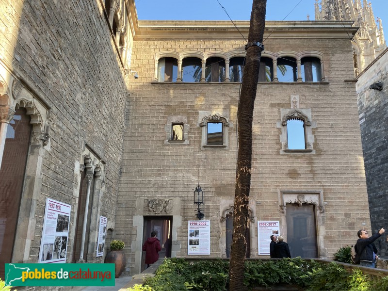 Barcelona - Casa de l'Ardiaca, claustre, pis superior (Foto: Albert Esteves, 2019) Barcelona - Casa de l'Ardiaca, claustre, pis superior
