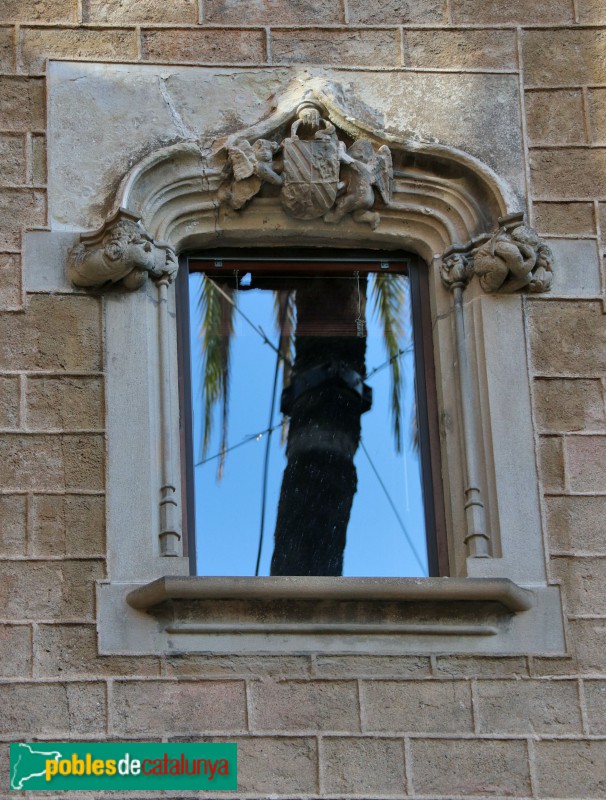 Barcelona - Casa de l'Ardiaca, finestra (Foto: Albert Esteves, 2019) Barcelona - Casa de l'Ardiaca, finestra