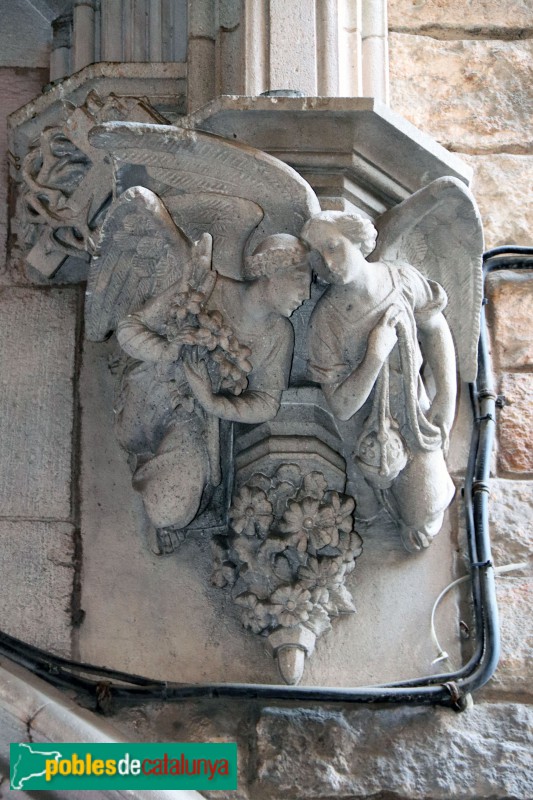 Barcelona - Pont del carrer del Bisbe (Foto: Albert Esteves, 2020) Barcelona - Pont del carrer del Bisbe