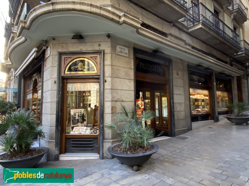 Barcelona - Confiteria la Colmena (Foto: Albert Esteves, 2020) Barcelona - Confiteria la Colmena