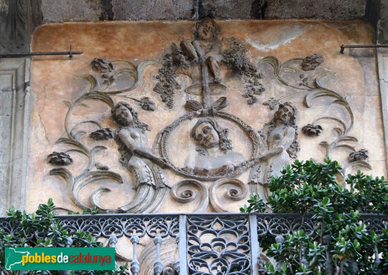 Barcelona - Baixada de la Llibreteria, 9 (Foto: Albert Esteves, 2020) Barcelona - Baixada de la Llibreteria, 9