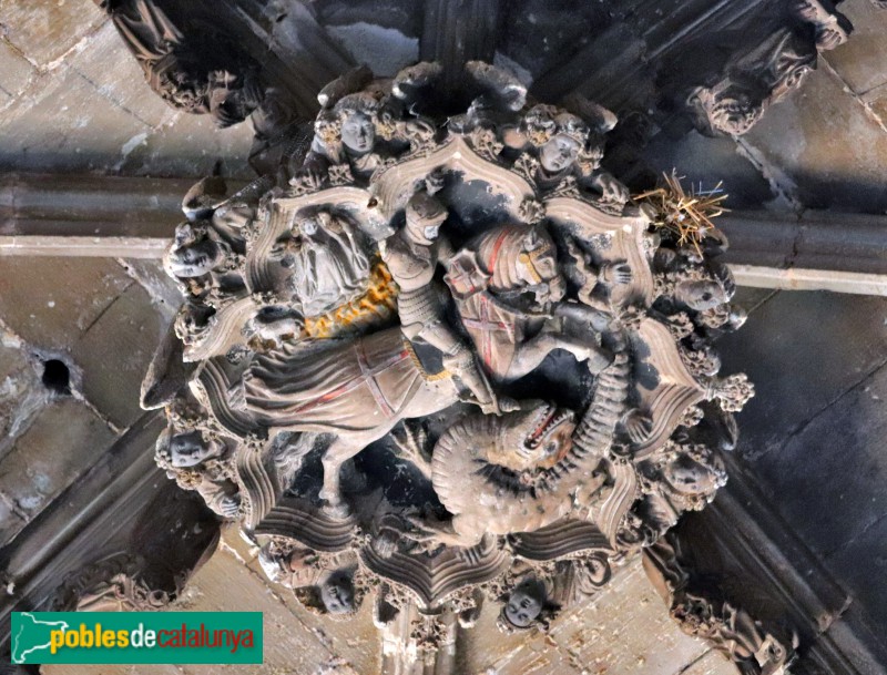 Barcelona - Catedral. Brollador del claustre. Clau de volta (Foto: Albert Esteves, 2020) Barcelona - Catedral. Brollador del claustre. Clau de volta