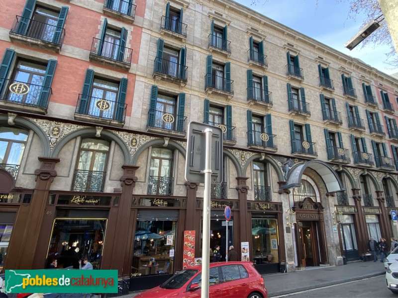 Barcelona - Hotel Oriente (Rambla, 45-47) (Foto: Albert Esteves, 2020) Barcelona - Hotel Oriente (Rambla, 45-47)