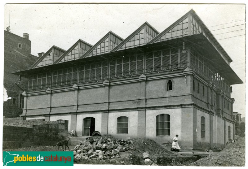 Barcelona - Antic Mercat de Sant Gervasi (Foto: Frederic Ballell Maymí -Arxiu Fotogràfic de Barcelona-, 1912) Barcelona - Antic Mercat de Sant Gervasi