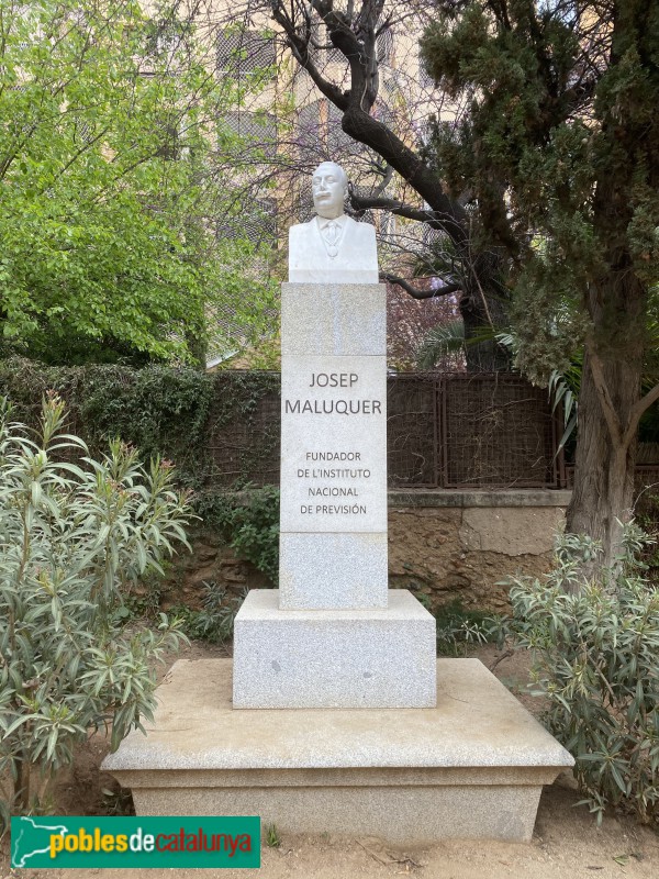 Barcelona - Bust de Josep Maluquer (Manuel Laviada, 1947) (Foto: Albert Esteves, 2020) Barcelona - Bust de Josep Maluquer (Manuel Laviada, 1947)