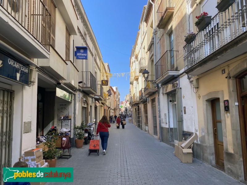 Esparreguera - Carrer Gran (Foto: Albert Esteves, 2020) Esparreguera - Carrer Gran
