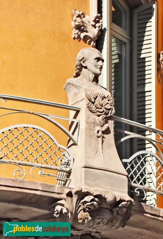 Barcelona - Torre Andreu (La Rotonda) (Foto: Albert Esteves, 2020) Barcelona - Torre Andreu (La Rotonda)