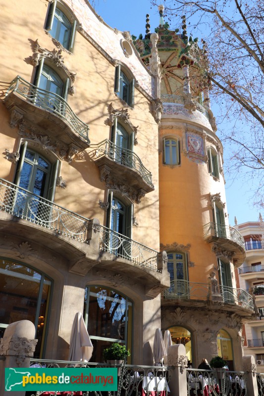 Barcelona - Torre Andreu (La Rotonda) (Foto: Albert Esteves, 2020) Barcelona - Torre Andreu (La Rotonda)