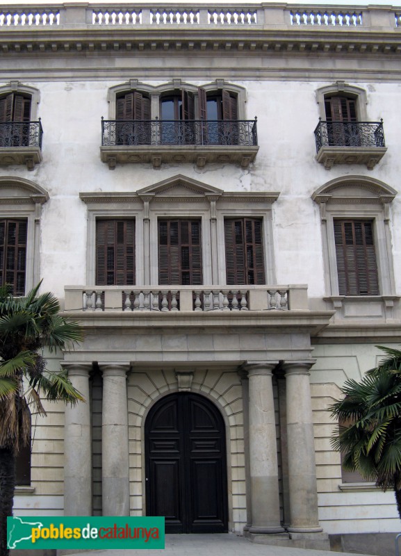 Barcelona - Escola Nàutica (Foto: Albert Esteves, 2006) Barcelona - Escola Nàutica