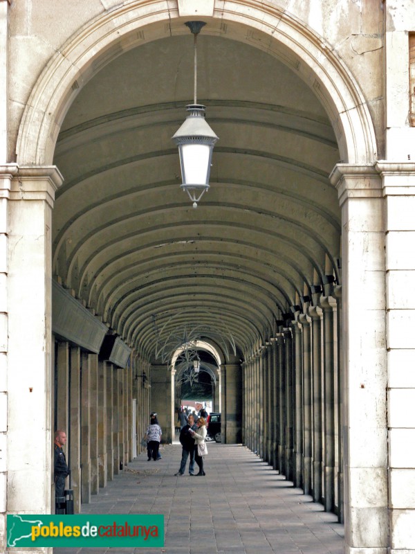 Barcelona - Porxos d'en Xifré (Foto: Albert Esteves, 2006) Barcelona - Porxos d'en Xifré