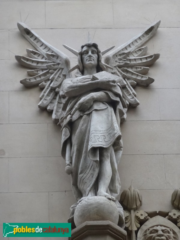 Barcelona - Reial Acadèmia de les Ciències i les Arts. Àngel de la façana (Rafael Atché) (Foto: Jordi Ferrer, 2013) Barcelona - Reial Acadèmia de les Ciències i les Arts. Àngel de la façana (Rafael Atché)