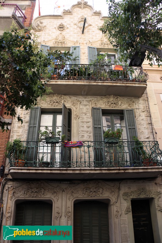 Barcelona - Vallirana, 75 (Foto: Albert Esteves, 2020) Barcelona - Vallirana, 75