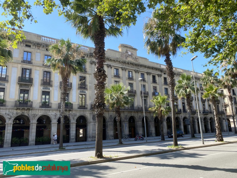 Barcelona - Porxos d'en Xifré (Foto: Albert Esteves, 2020) Barcelona - Porxos d'en Xifré