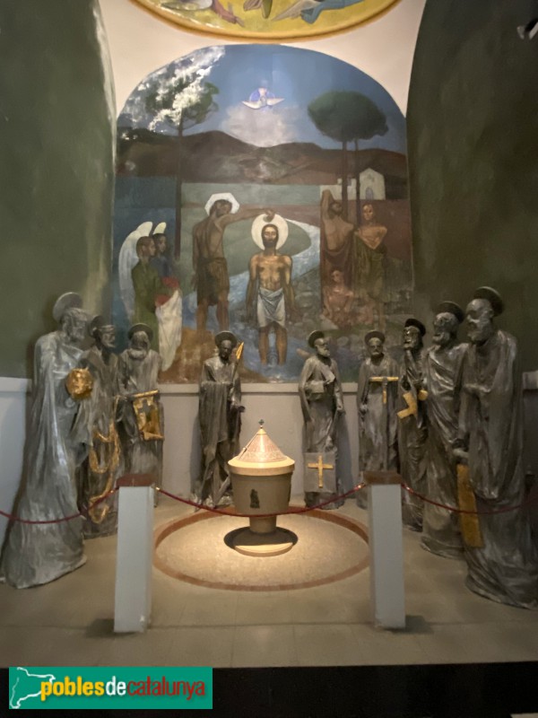 Barcelona - Església de Betlem. Baptisteri. Pintures de Llucià Navarro i Grup Flamma (Foto: Albert Esteves, 2020) Barcelona - Església de Betlem. Baptisteri. Pintures de Llucià Navarro i Grup Flamma