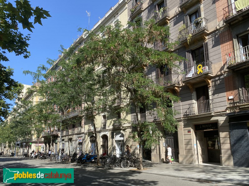 Barcelona - Carrer Trafalgar (Foto: Albert Esteves, 2020) Barcelona - Carrer Trafalgar