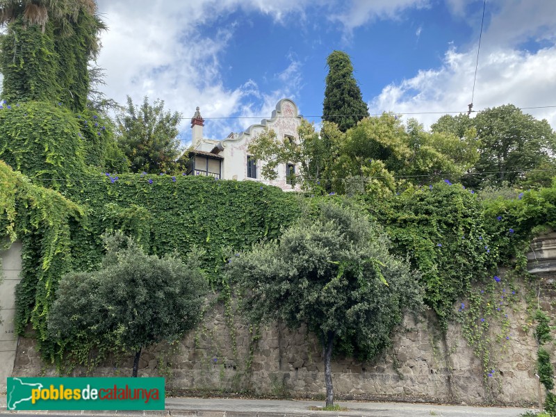 Barcelona - Av. Tibidabo, 48 (Foto: Albert Esteves, 2020) Barcelona - Av. Tibidabo, 48