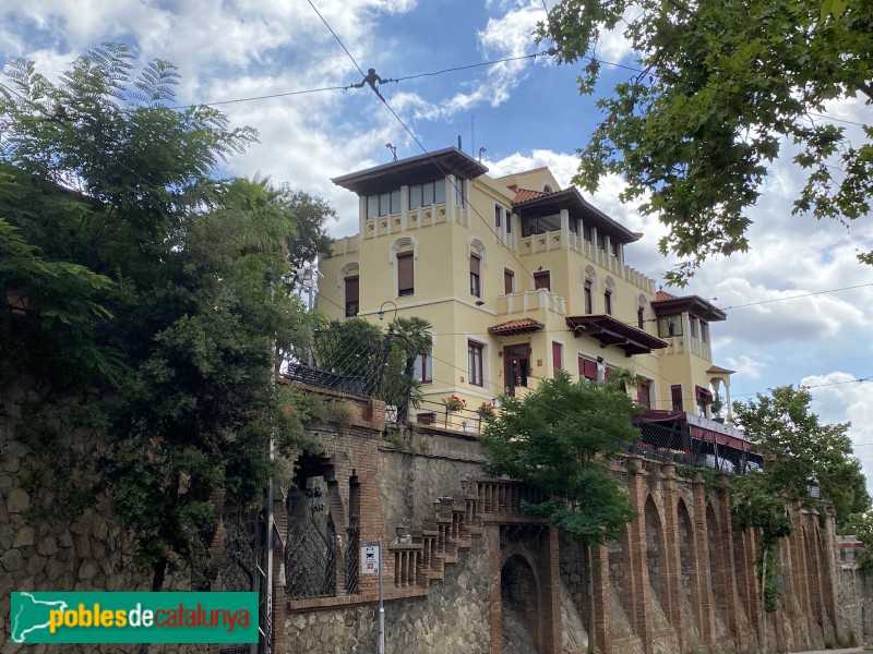 Barcelona - Av. Tibidabo, 56 (Foto: Albert Esteves, 2020) Barcelona - Av. Tibidabo, 56