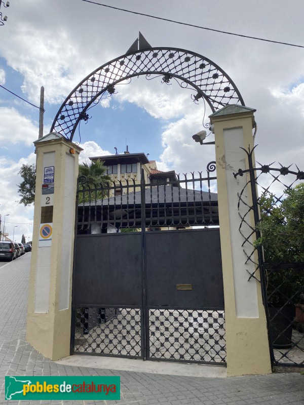 Barcelona - Av. Tibidabo, 56 (Foto: Albert Esteves, 2020) Barcelona - Av. Tibidabo, 56