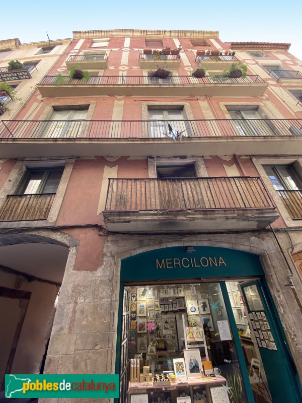 Barcelona - Casa de la Volta d'en Colomines (Foto: Albert Esteves, 2020) Barcelona - Casa de la Volta d'en Colomines