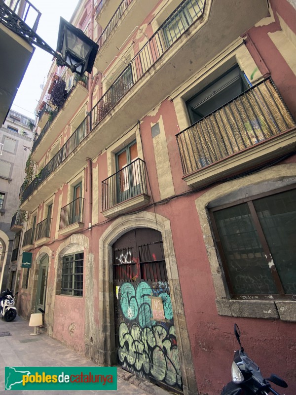 Barcelona - Casa de la Volta d'en Colomines (Foto: Albert Esteves, 2020) Barcelona - Casa de la Volta d'en Colomines