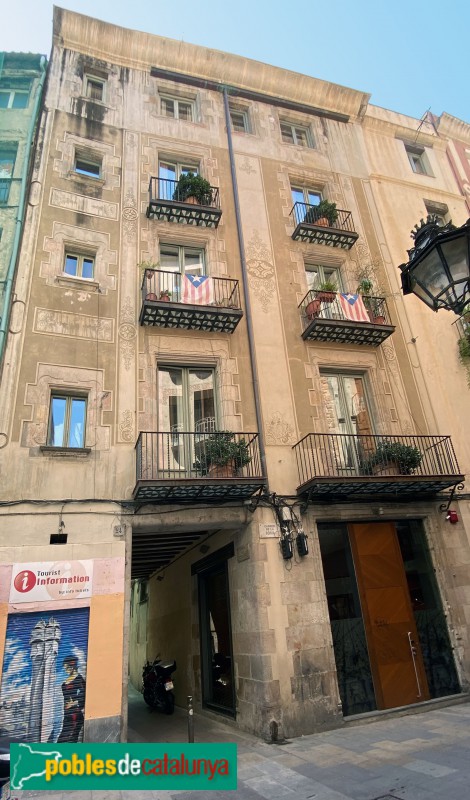 Barcelona - Casa de la Volta d'en Civader (Foto: Albert Esteves, 2020) Barcelona - Casa de la Volta d'en Civader