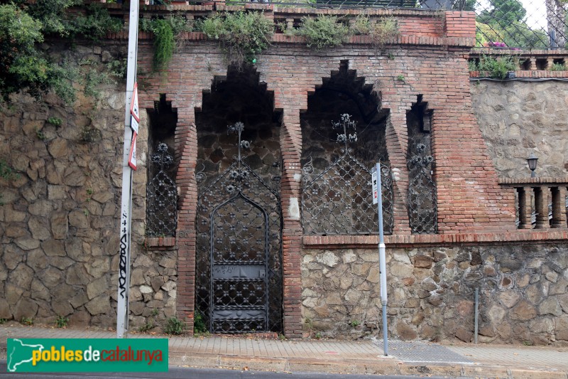 Barcelona - Av. Tibidabo, 56 (Foto: Albert Esteves, 2020) Barcelona - Av. Tibidabo, 56