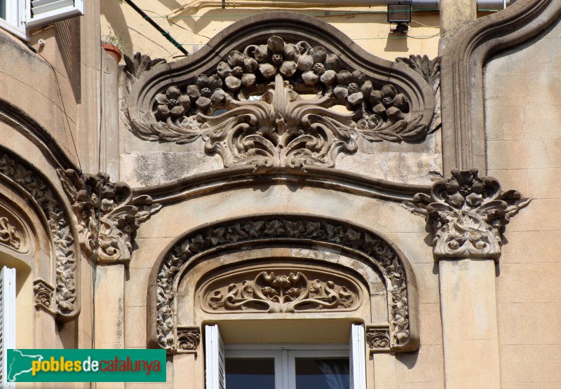 Barcelona - Av. Tibidabo, 73 (Foto: Albert Esteves, 2020) Barcelona - Av. Tibidabo, 73