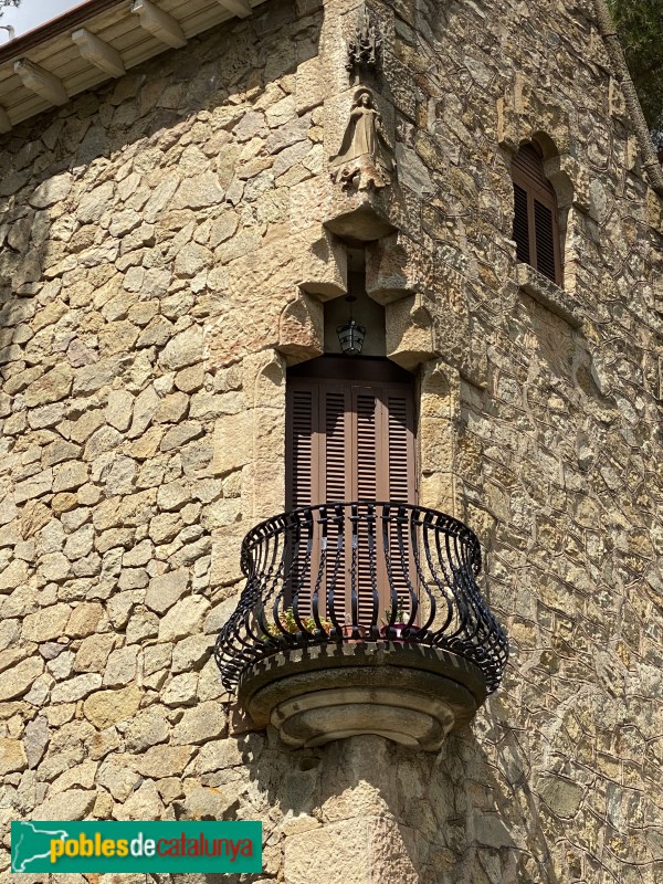 Barcelona - Manuel Arnús, 1-31. Casa del guarda (Foto: Albert Esteves, 2020) Barcelona - Manuel Arnús, 1-31. Casa del guarda