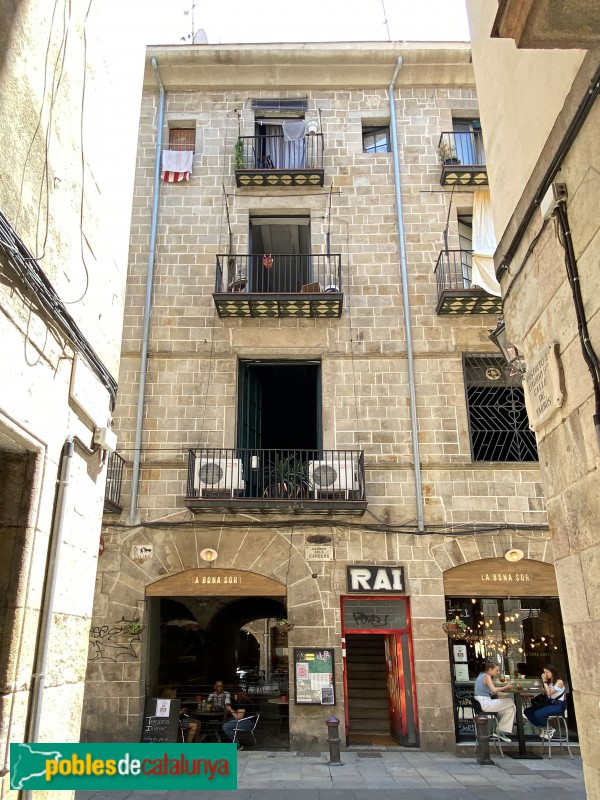 Barcelona - Hostal de la Bona Sort (Foto: Albert Esteves, 2020) Barcelona - Hostal de la Bona Sort